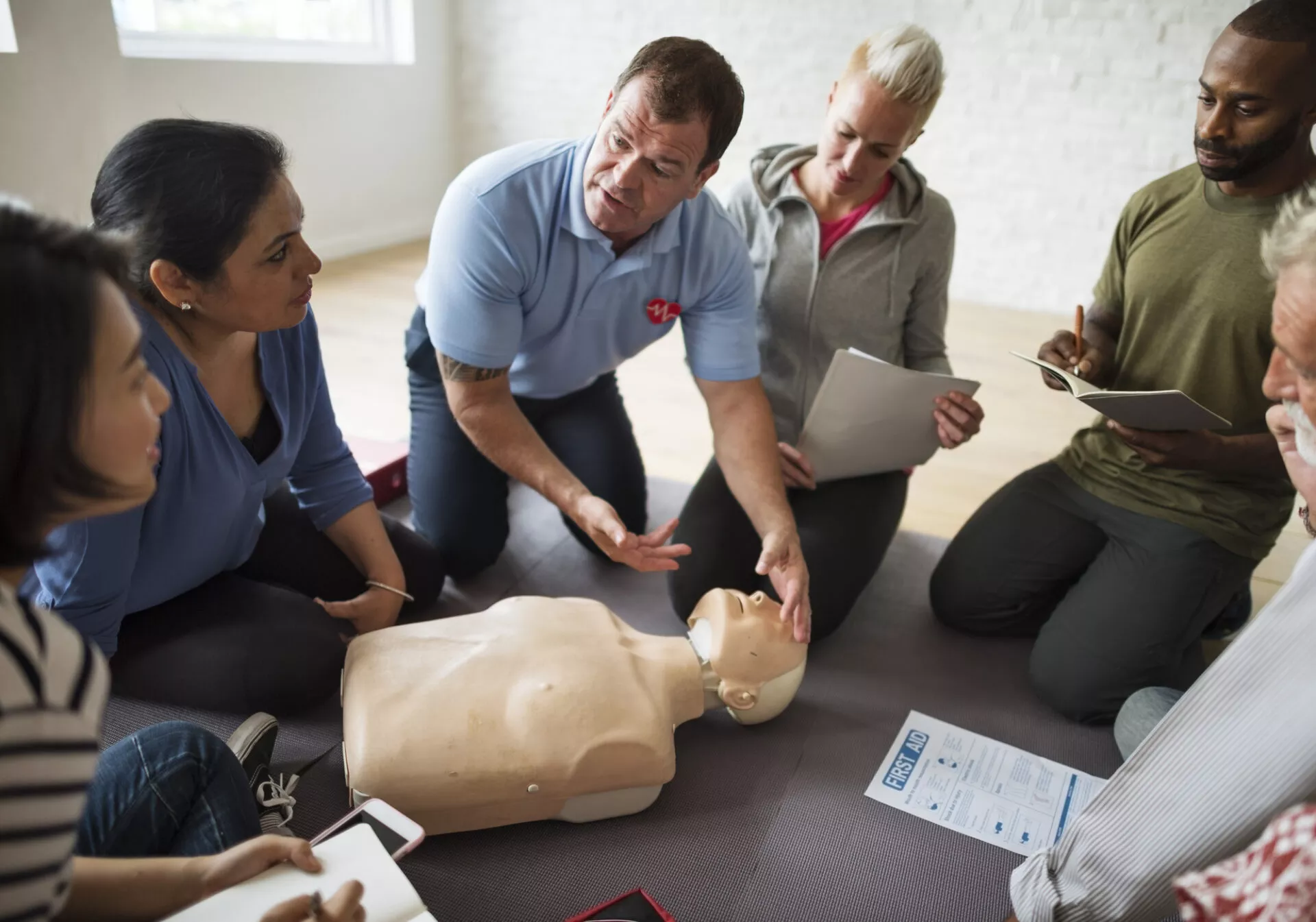 first-aid-training-course-instructor